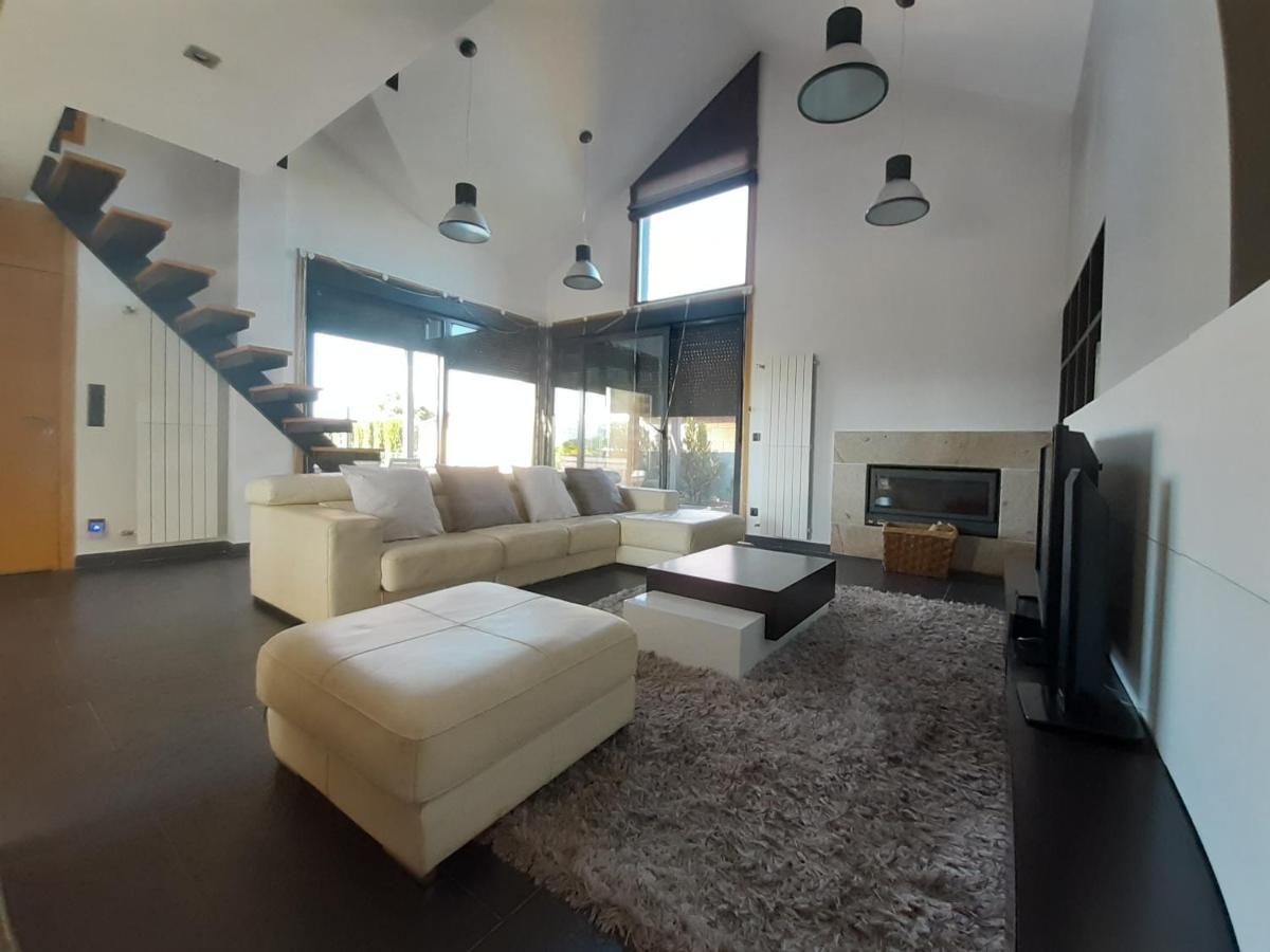 La Casa De Sofia En Tui Villa Екстериор снимка